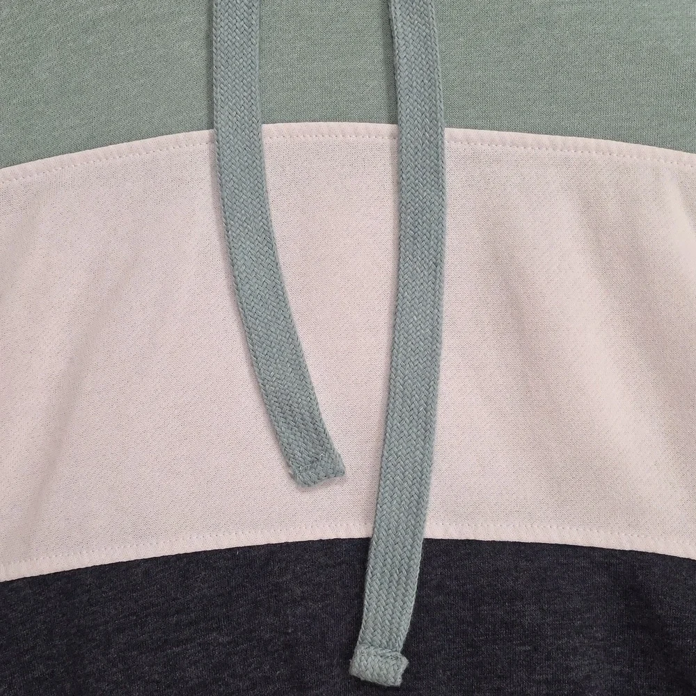 Hippie Rose - Cropped Green, White, and Black Hoodie. Size S - Picture 2 of 5